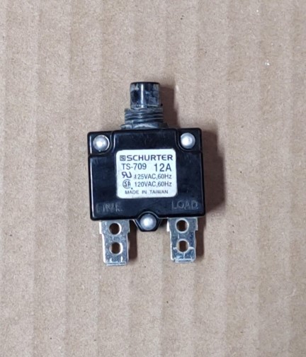 TITAN IMPACT 440 507753 circuit breaker 12a (Used)