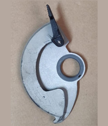 DEWALT DW368 389503-01 LOWER GUARD (USED)