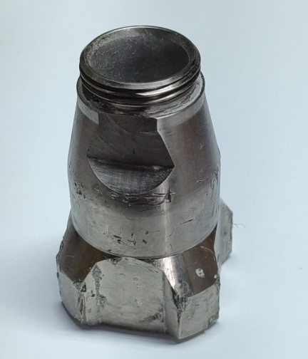 GRACO 390 15B611 Intake Valve Housing (Used)