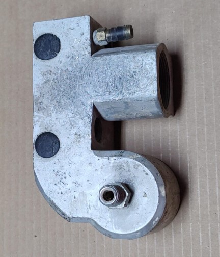 TITAN IMPACT 440 805-324A - Pump Block