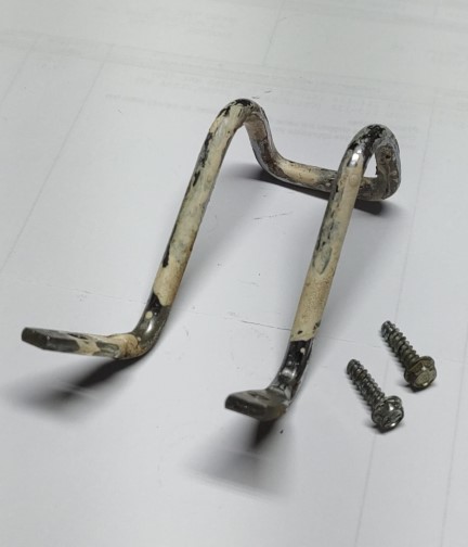 GRACO ProLTS 17,19 15J790 Hook, Pail (USed)