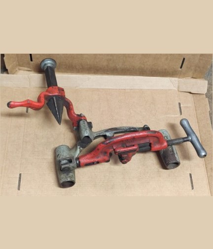RIDGID THREADER Kit for 300 Pipe Threading Machine 1/2"-2" (Used)