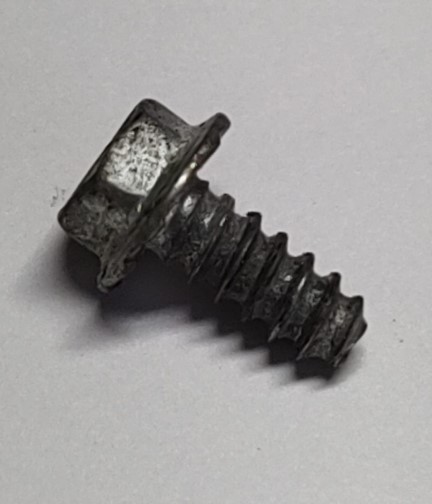 Briggs & Stratton 104M02-0131-F 690661 Screw (Used)