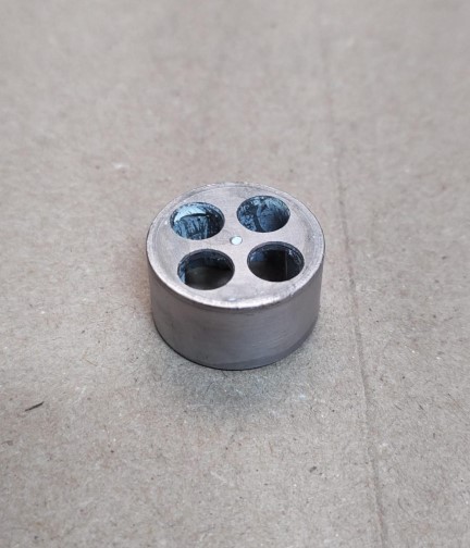 TITAN IMPACT 440 704-703 Inlet Valve Cage (Used)