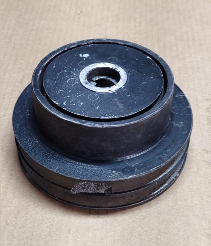 Plate Compactor Centrifugal Clutch with ¾ inch shaft size (Used)