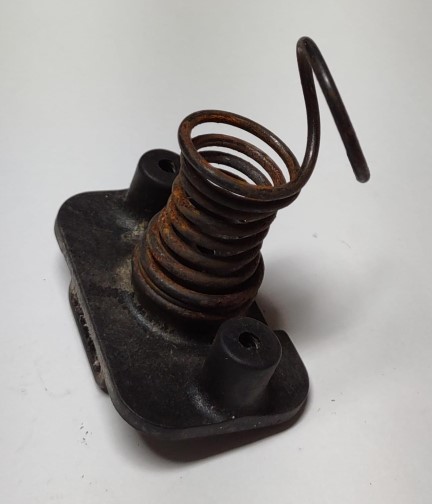 HUSQVARNA 130BT 504149301 HOLDER (USED)