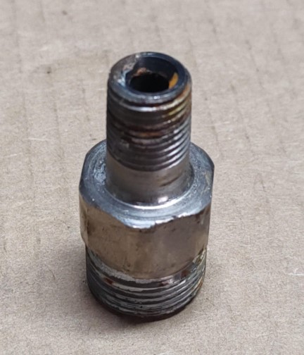 GRACO 390 17C231 Pump Fitting 1/4 Npt (Used)