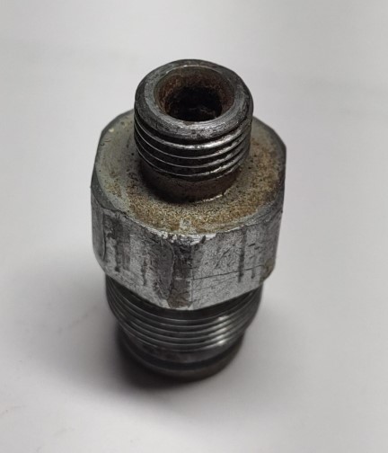 GRACO ProLTS 17,19 195947 ADAPTER, FILTER (USED)
