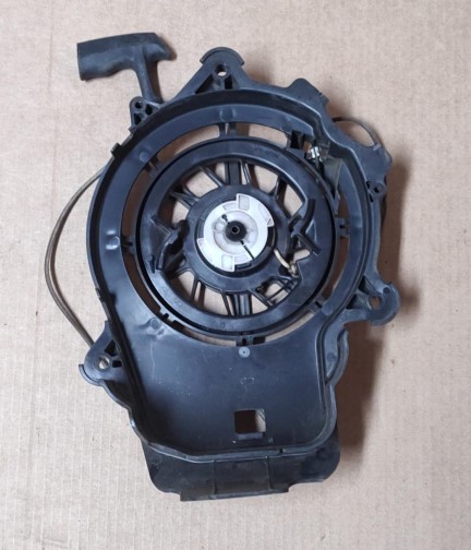 Briggs & Stratton 104M02-0131-F 594062 Starter-Rewind (Used)