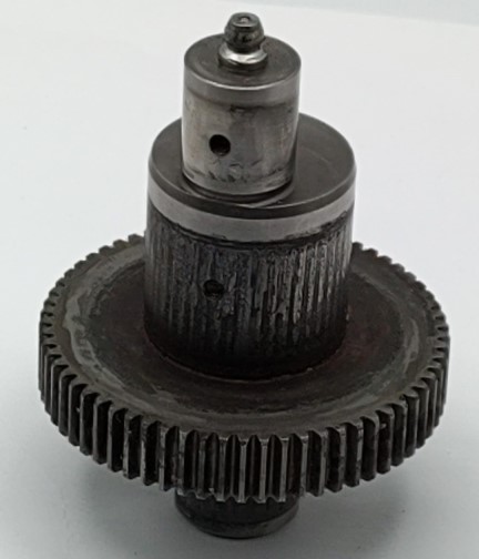 TITAN IMPACT 440 704-173A CRANK SHAFT GEAR ASSY (USED)