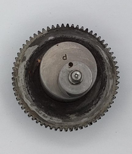 TITAN IMPACT 440 704-173A CRANK SHAFT GEAR ASSY (USED)