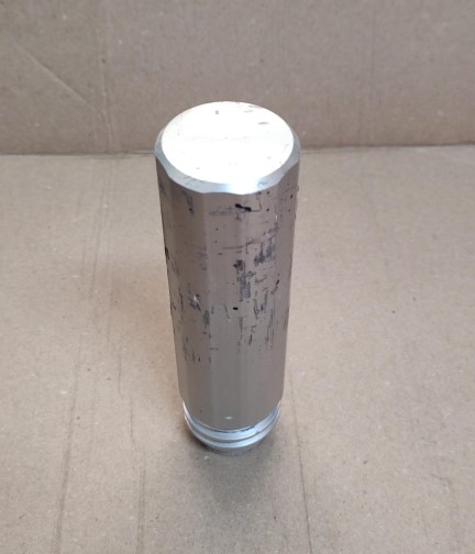 TITAN IMPACT 440 704-252 - Filter Housing - (Used)