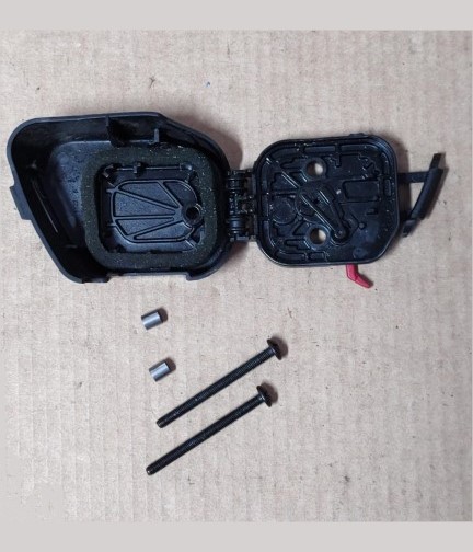 MTD WC 2200 Air Cleaner Cover MTD 753-10524 (Used)