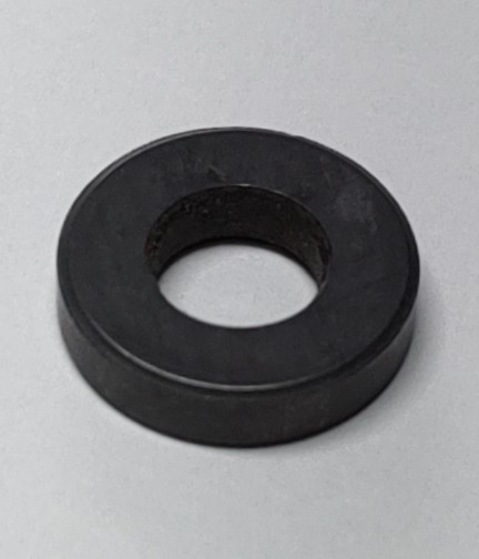 TITAN IMPACT 440 762-134 Upper Valve Seat (Used)