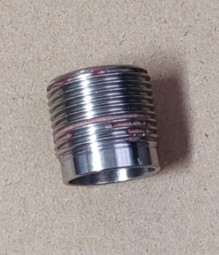 TITAN IMPACT 740 800-336 Outlet Valve Retainer (Used)