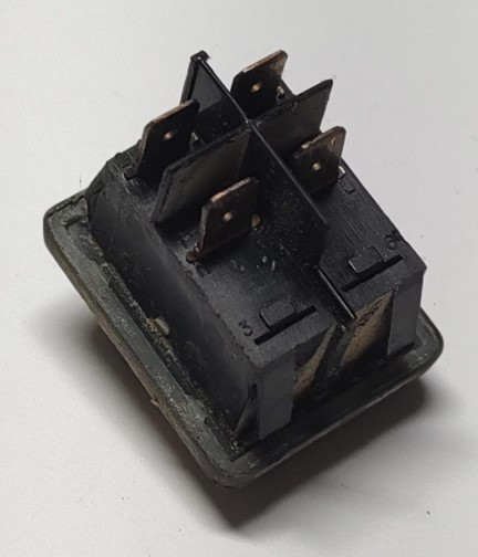 TITAN IMPACT 740 9850936 POWER SWITCH (USED)