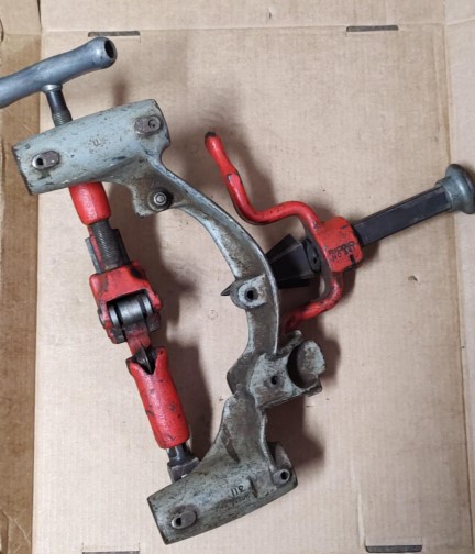 RIDGID THREADER Kit for 300 Pipe Threading Machine 1/2"-2" (Used)